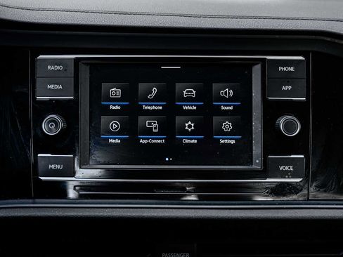 Used 2023 Volkswagen Jetta SE image 29