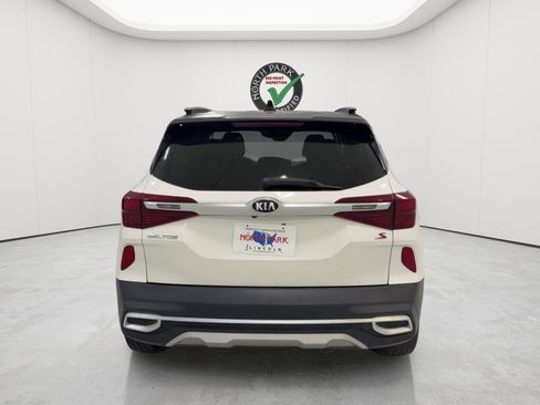 Used 2021 Kia Seltos S FWD image 4