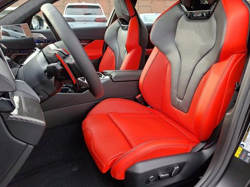 New 2026 BMW M5 w/ Carbon Package image 8