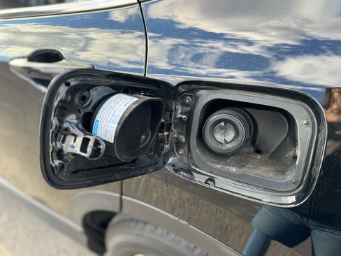 Used 2022 Honda CR-V EX-L image 22