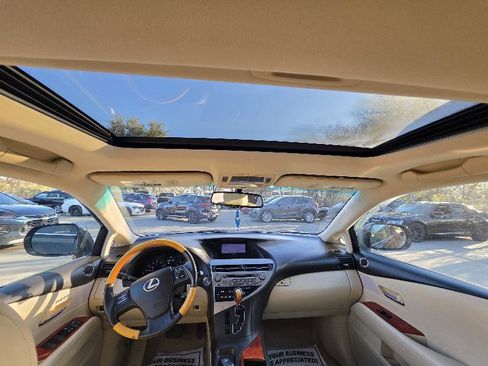 Used 2010 Lexus RX 350 FWD image 9