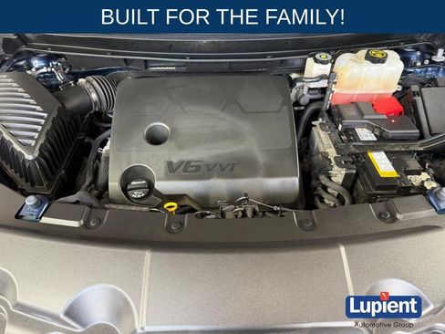 Used 2023 Chevrolet Traverse LT AWD/4WD image 12