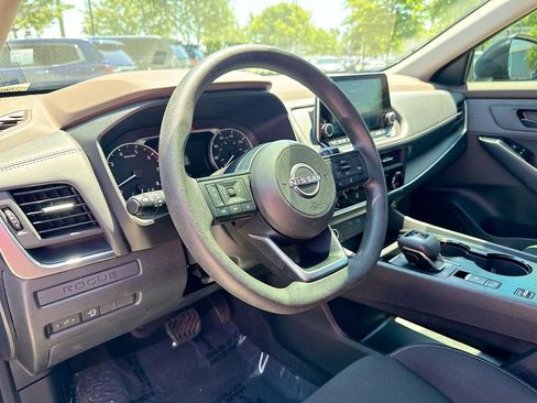 Used 2023 Nissan Rogue S FWD image 20