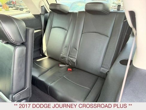 Certified 2017 Dodge Journey Crossroad AWD/4WD image 17