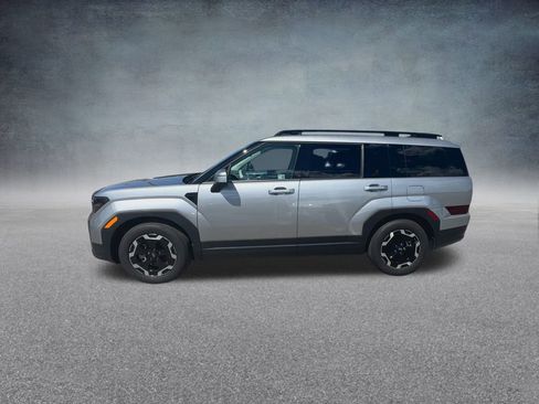 Used 2025 Hyundai Santa Fe SEL image 14