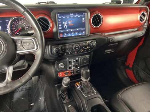 Used 2020 Jeep Gladiator Rubicon AWD/4WD image 28