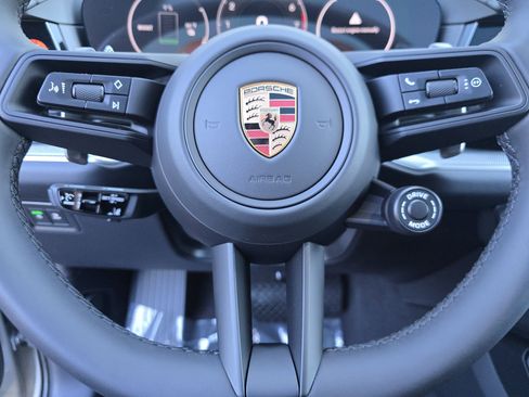 New 2026 Porsche Cayenne E-Hybrid image 17