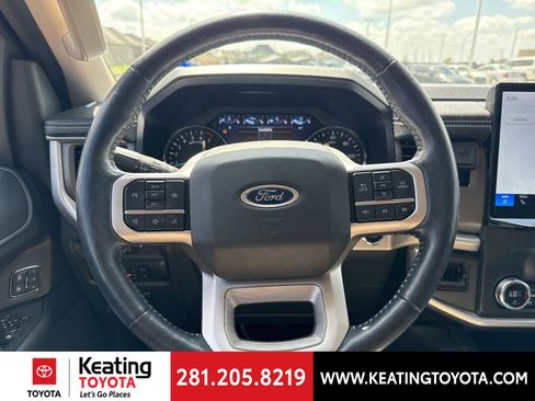 Used 2022 Ford Expedition XLT RWD image 15