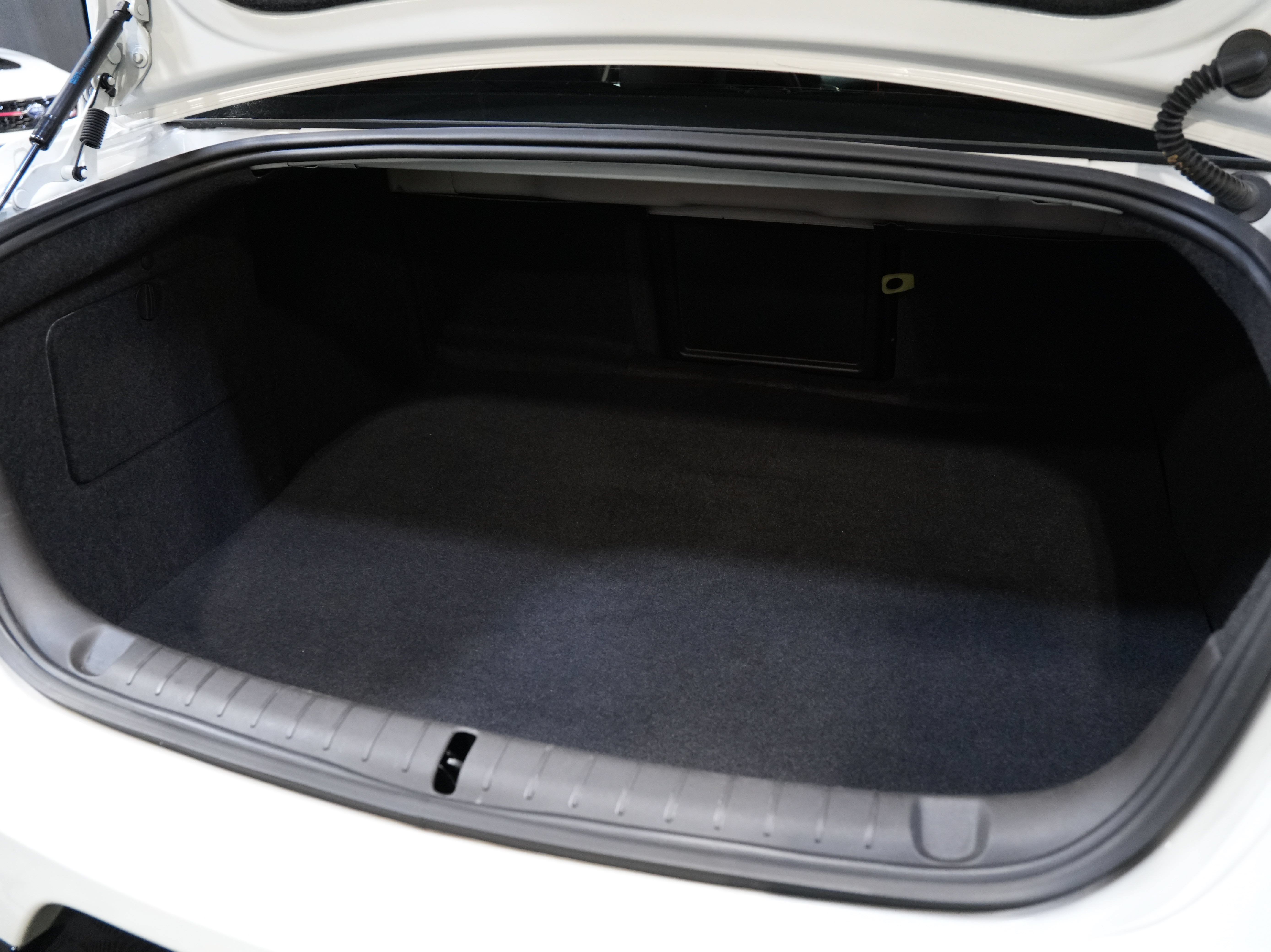 Used 2015 Chevrolet SS RWD image 56