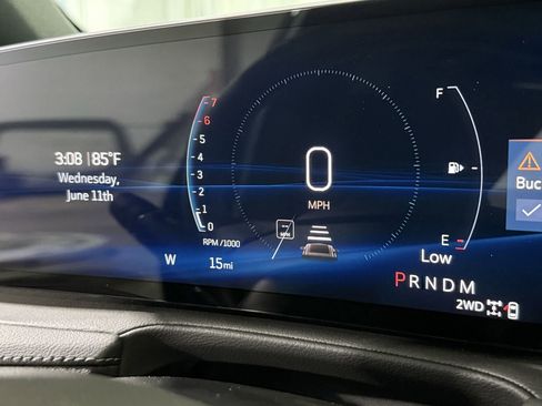 New 2025 Cadillac XT4 Premium Luxury image 15