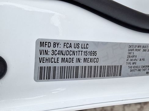 New 2026 Jeep Compass Limited image 18