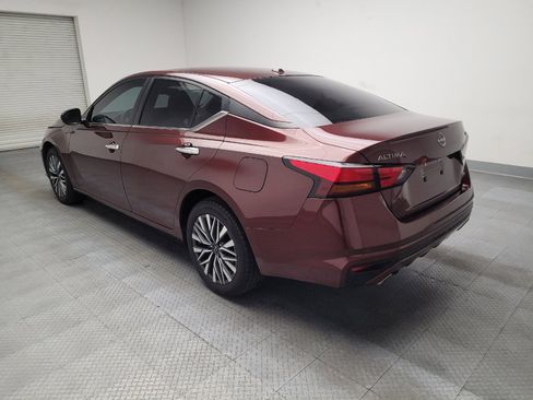 Used 2023 Nissan Altima 2.5 SV w/ SV Premium Package image 5
