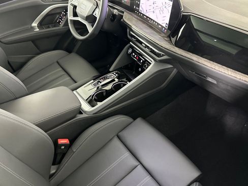 New 2025 Audi Q5 Premium Plus image 15