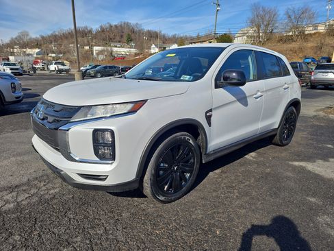 New 2026 Mitsubishi Outlander Sport LE AWD/4WD image 9