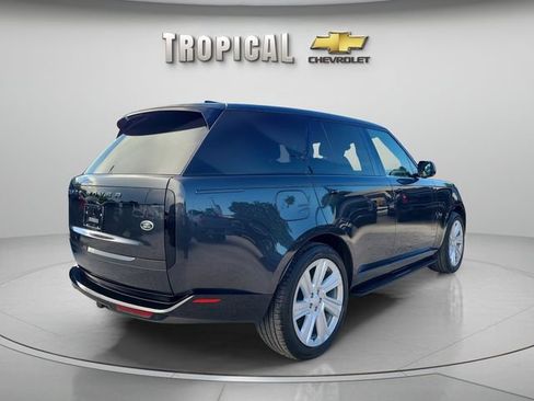 Used 2023 Land Rover Range Rover SE AWD/4WD image 5
