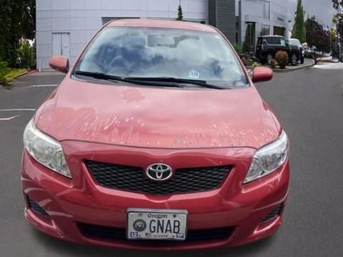 Used 2010 Toyota Corolla LE FWD image 18
