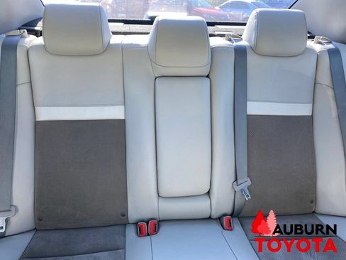 Used 2013 Toyota Camry XLE w/ Leather Pkg FWD image 19