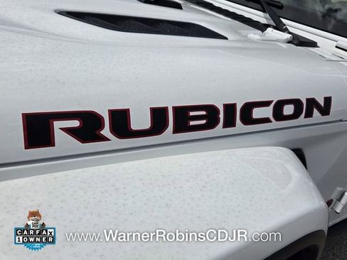 Used 2025 Jeep Gladiator Rubicon w/ Convenience Group image 17