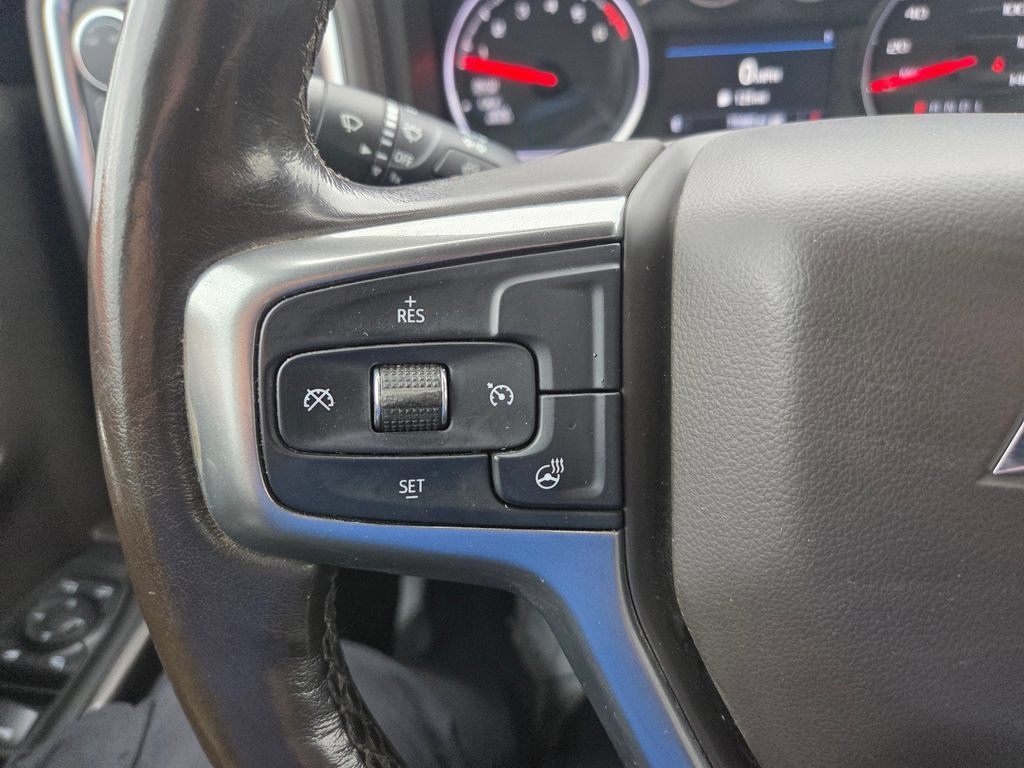 Used 2020 Chevrolet Silverado 1500 LTZ AWD/4WD image 11