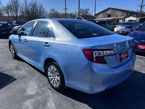 Used 2013 Toyota Camry LE image 6