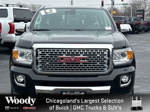 Used 2019 GMC Canyon Denali image 3