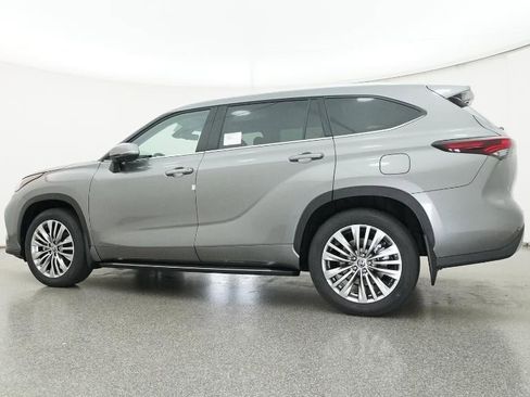 New 2026 Toyota Highlander Platinum image 53