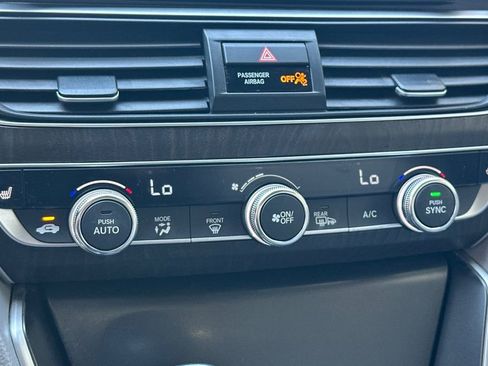 Used 2019 Honda Accord EX-L image 18