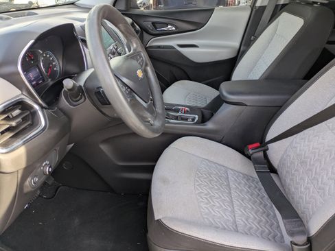 Used 2023 Chevrolet Equinox LS w/ LS Convenience Package image 25