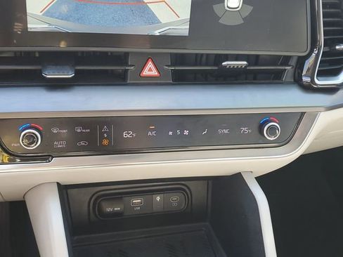 Certified 2023 Kia Sportage EX image 27