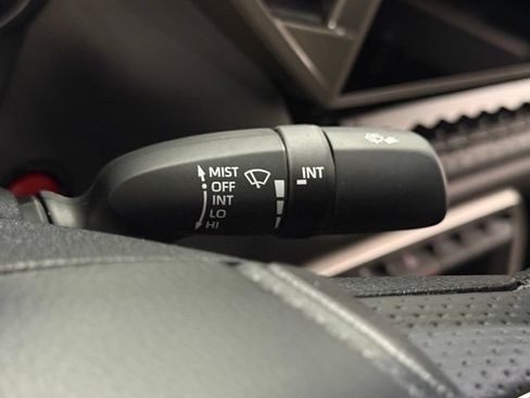 Used 2025 Toyota Tundra Limited w/ TRD Off-Road Package AWD/4WD image 21