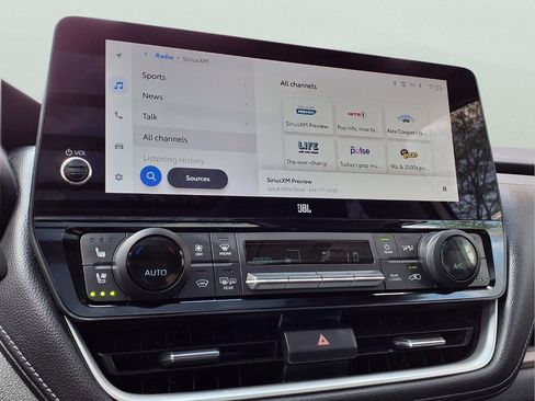 Certified 2024 Toyota Grand Highlander Platinum AWD/4WD image 21