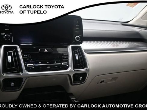 Used 2023 Kia Sorento S w/ Panoramic Sunroof Package FWD image 31