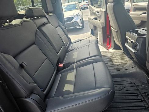 Used 2024 GMC Sierra 1500 SLT w/ SLT Premium Plus Package image 19
