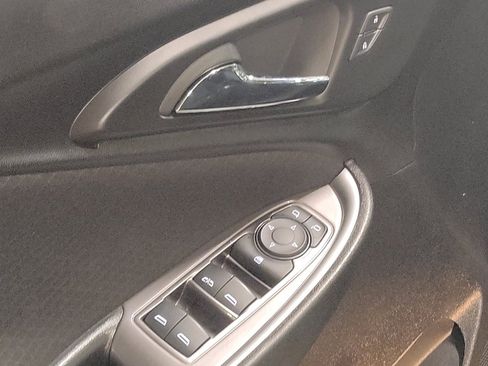 Used 2025 Chevrolet Malibu LT FWD image 27