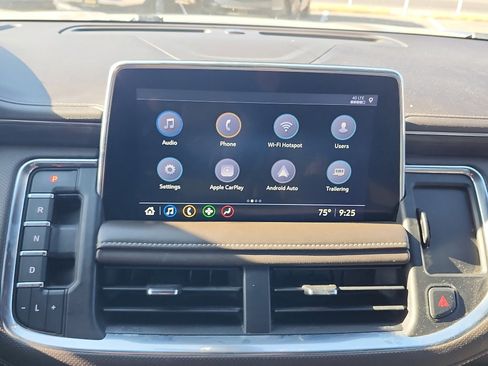 Used 2021 GMC Yukon XL SLT image 17