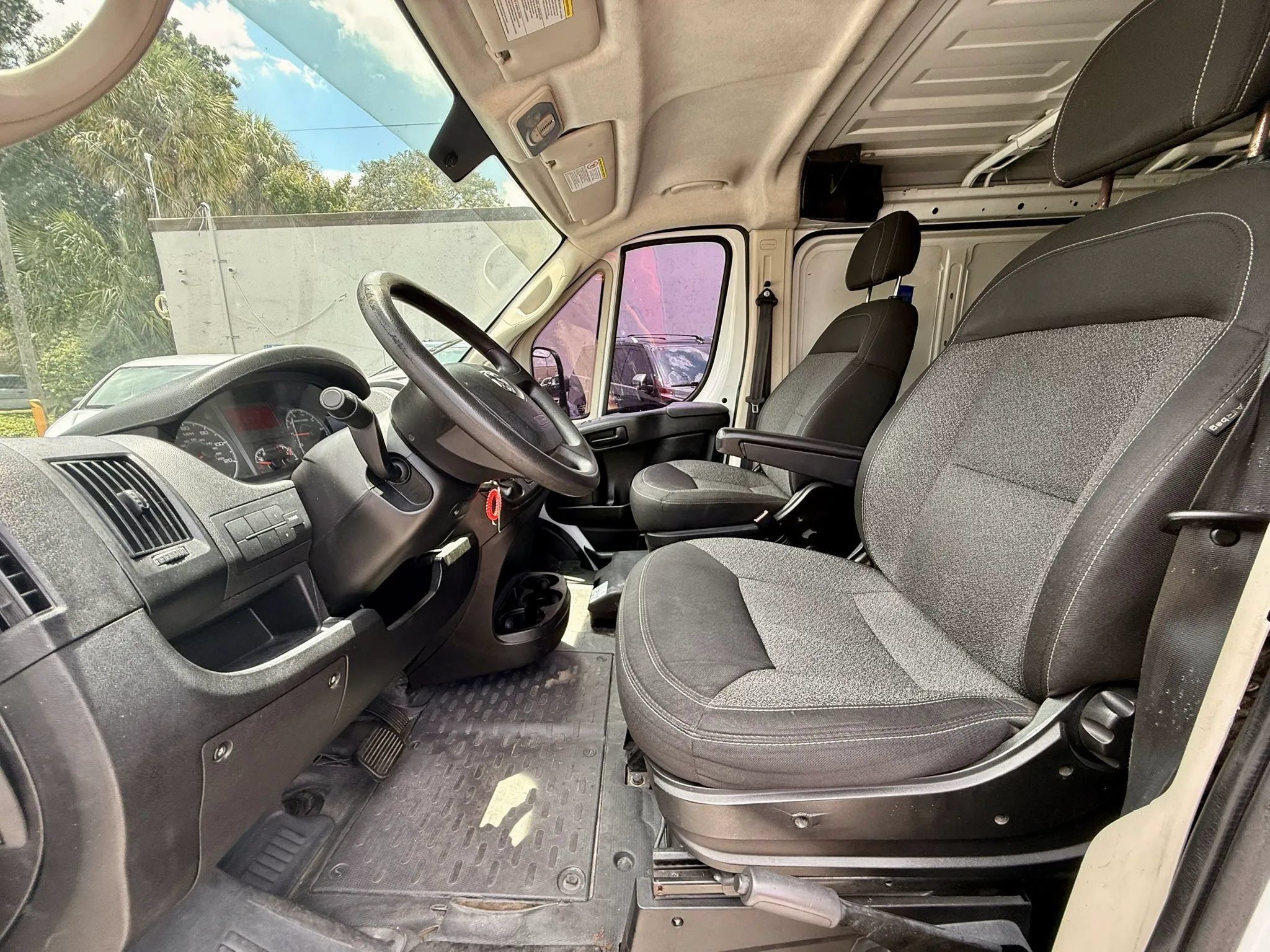 Used 2017 RAM ProMaster 1500 FWD image 8