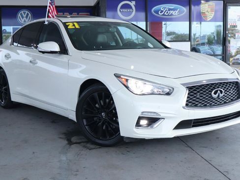 Used 2021 INFINITI Q50 Luxe w/ Seat & Sound Package RWD image 2