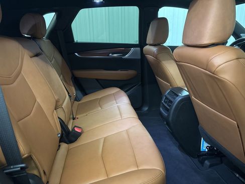 Certified 2025 Cadillac XT5 Premium Luxury image 29