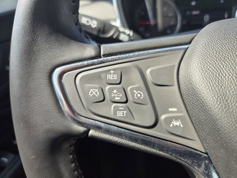 Used 2021 Chevrolet Equinox LT FWD image 25