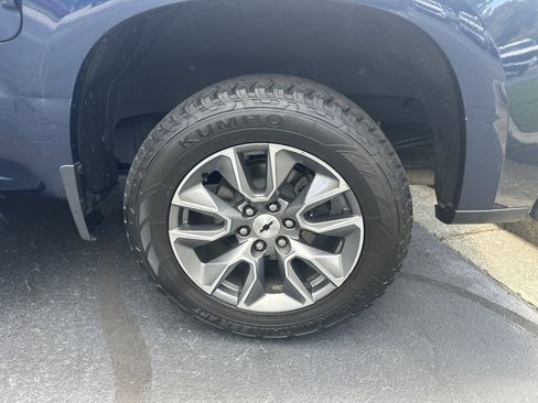 Certified 2022 Chevrolet Silverado 1500 RST image 18