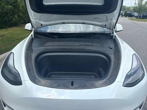 Used 2022 Tesla Model Y Performance AWD/4WD image 13