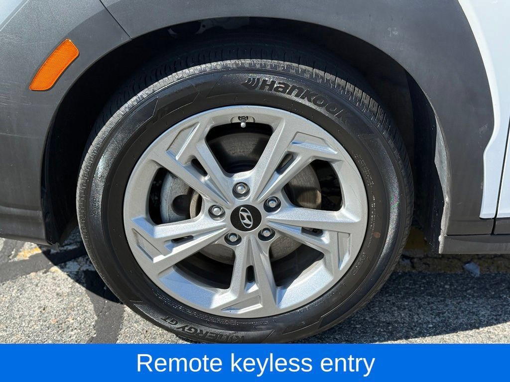 Certified 2023 Hyundai Kona SEL w/ Convenience Package AWD/4WD image 10