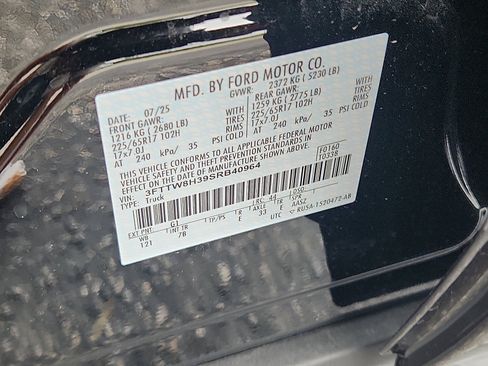 New 2025 Ford Maverick XLT w/ XLT Luxury Package image 16