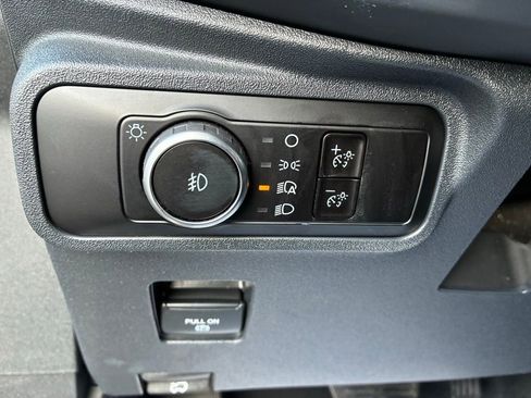 Used 2025 Ford Bronco Badlands image 17