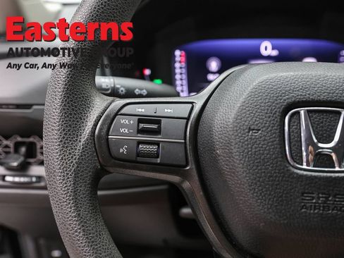 Used 2025 Honda Accord LX image 15