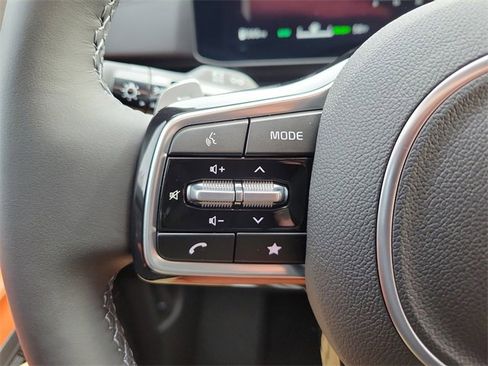 New 2026 Kia Carnival SX image 28