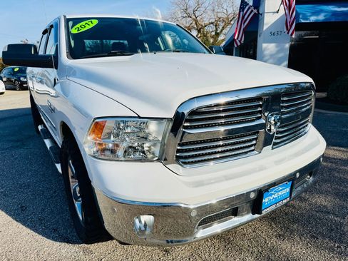 Used 2017 RAM 1500 Big Horn image 11