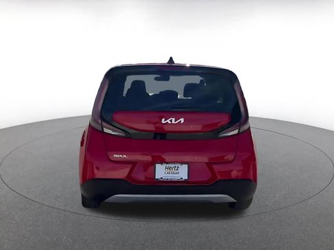 Used 2025 Kia Soul LX w/ LX Technology Package image 11