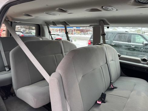 Used 2012 Ford E-150 and Econoline 150 Wagon image 11