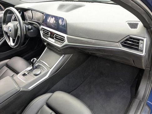 Used 2022 BMW 330i Sedan w/ Driving Assistance Package image 20